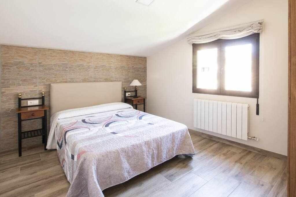 Apartamentos creativos Villa Rubei Villarroya de los Pinares Exterior foto