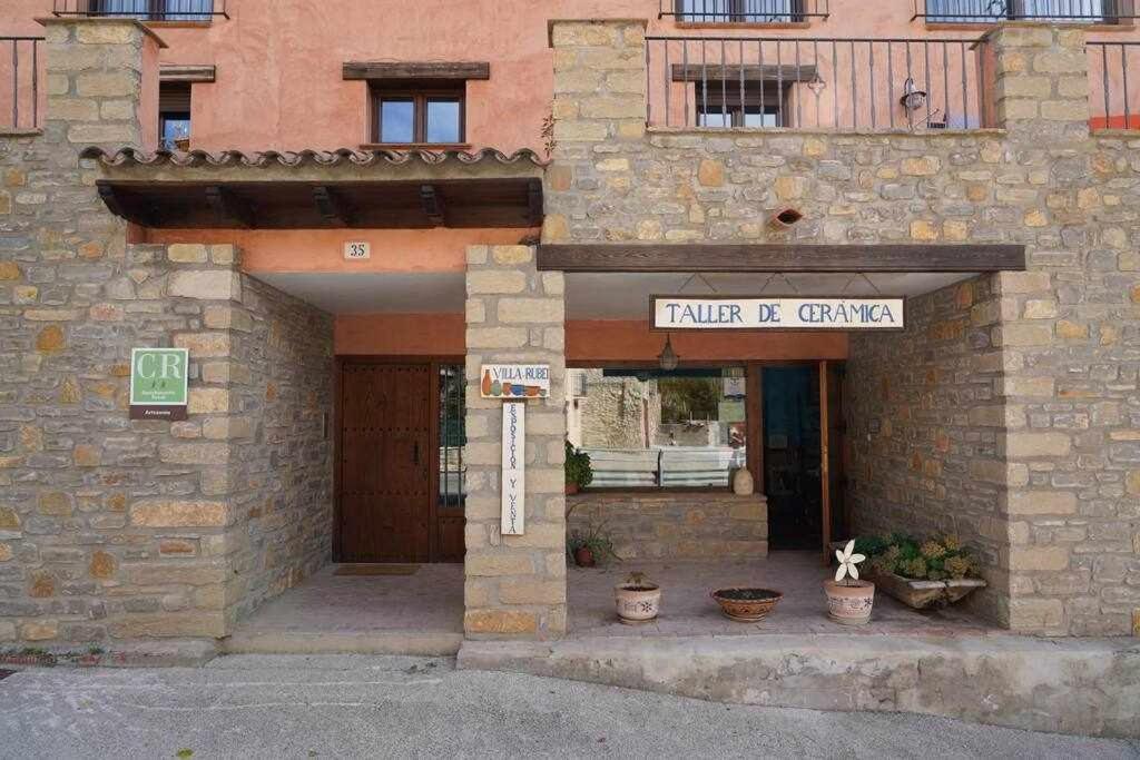 Apartamentos creativos Villa Rubei Villarroya de los Pinares Exterior foto