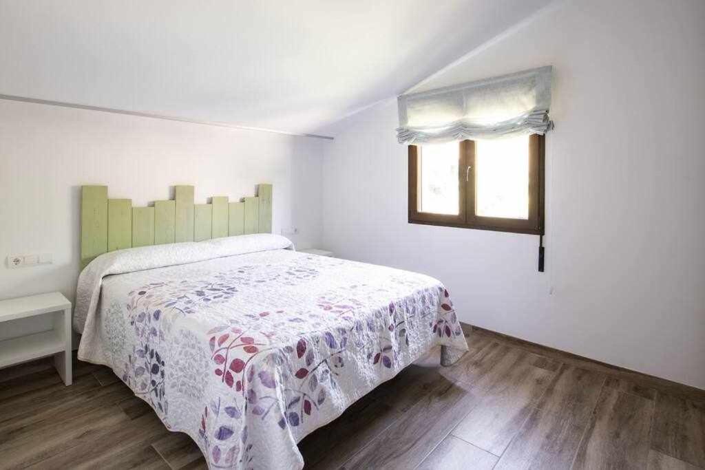 Apartamentos creativos Villa Rubei Villarroya de los Pinares Exterior foto
