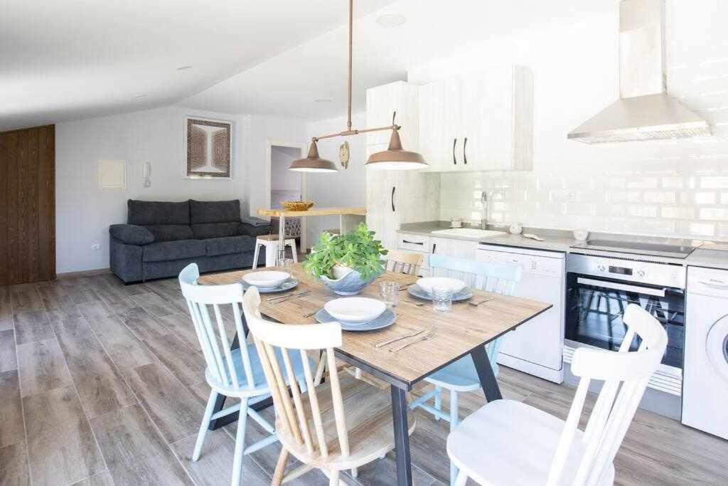 Apartamentos creativos Villa Rubei Villarroya de los Pinares Exterior foto